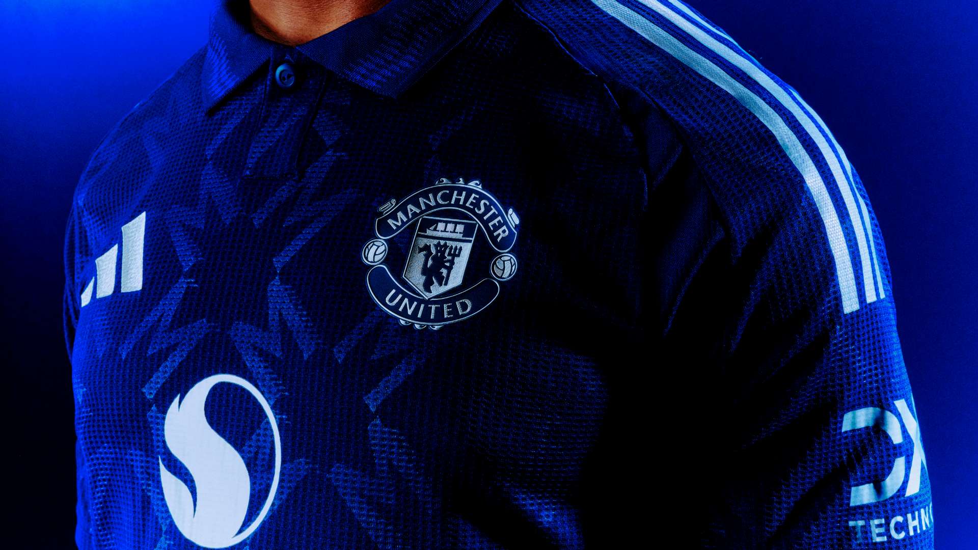 在巴萨的首 在巴萨的首