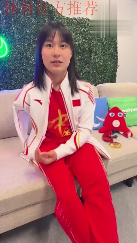 蒋裕燕当记者啦! 蒋裕燕当记者啦!